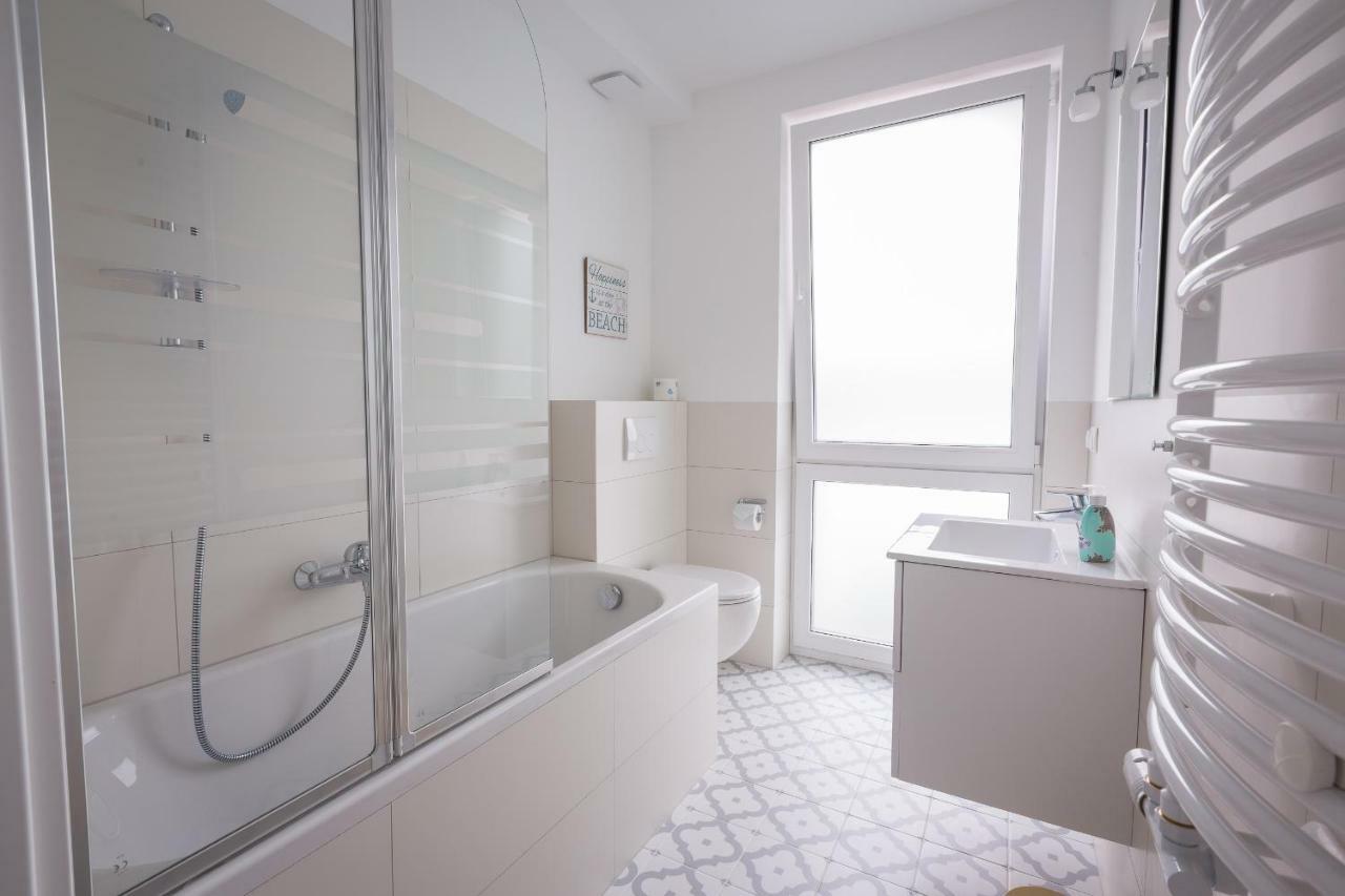 Ava Apartamenty Niechorze Exterior foto